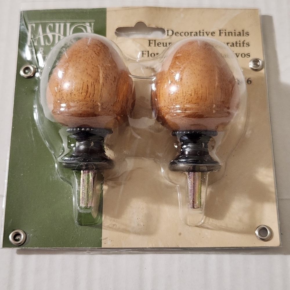 Fashion Trends by Kirsch Decorative Curtain Rod Finials Acorn Style Set 2 NWT